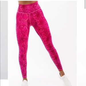 IVL Collective Leggings Brand New In Package size 2